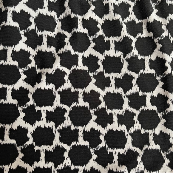 Jones Studio Black & White Print Wide Leg Pants Size Small - Picture 5 of 7